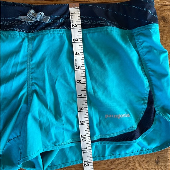 Patagonia Women's Running Shorts, 2.5” inseam, like new - Picture 11 of 12